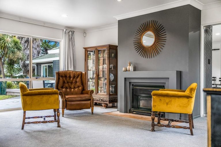 Photo of property in 6/199 Birdwood Road, Massey, Auckland, 0614