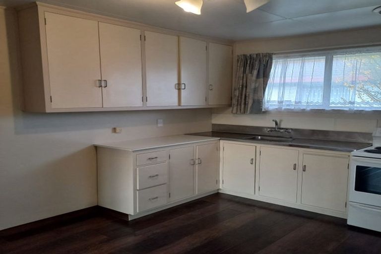 Photo of property in 702 Ferry Road, Woolston, Christchurch, 8023