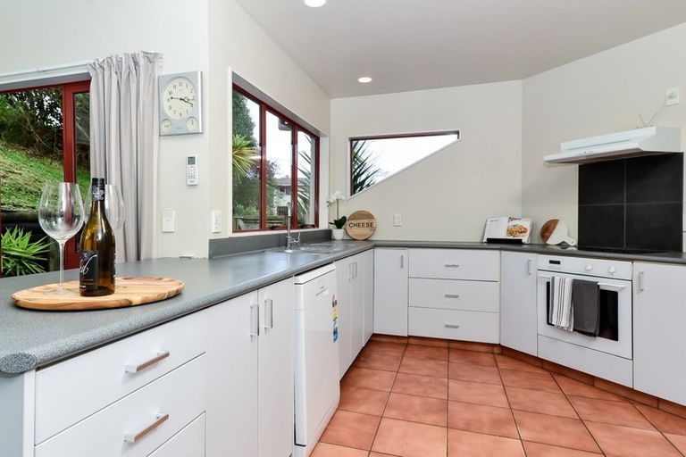 Photo of property in 13 Newcastle Road, Dinsdale, Hamilton, 3204