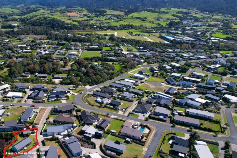 Photo of property in 11 Northcoast Place, Mangawhai Heads, Mangawhai, 0505