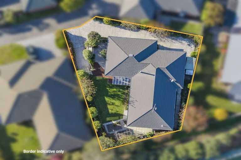 Photo of property in 9 Thoresby Mews, Avonhead, Christchurch, 8042