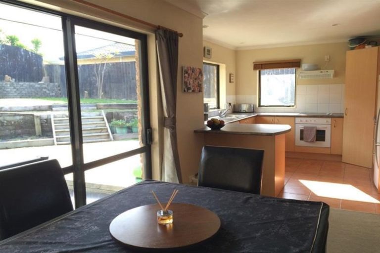 Photo of property in 15 Killeen Place, Flat Bush, Auckland, 2019