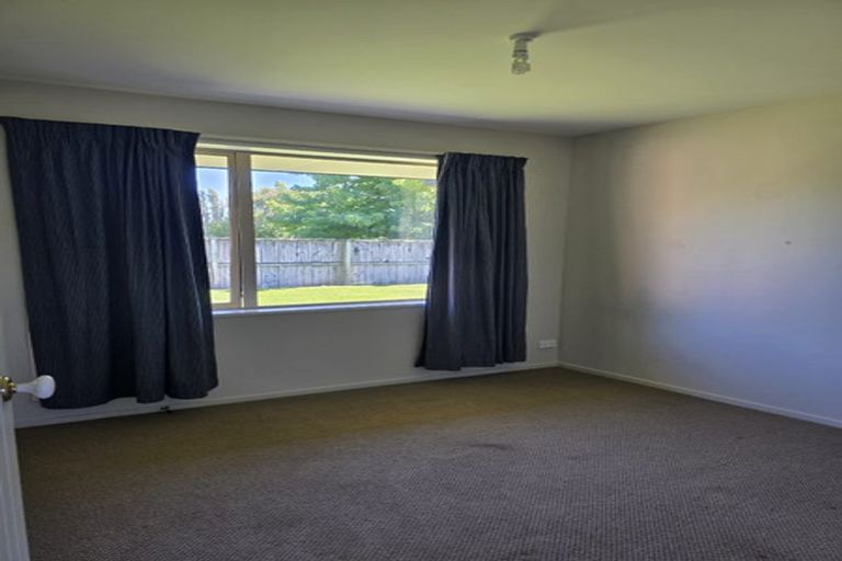 Photo of property in 32 Smarts Drive, Leithfield, 7481