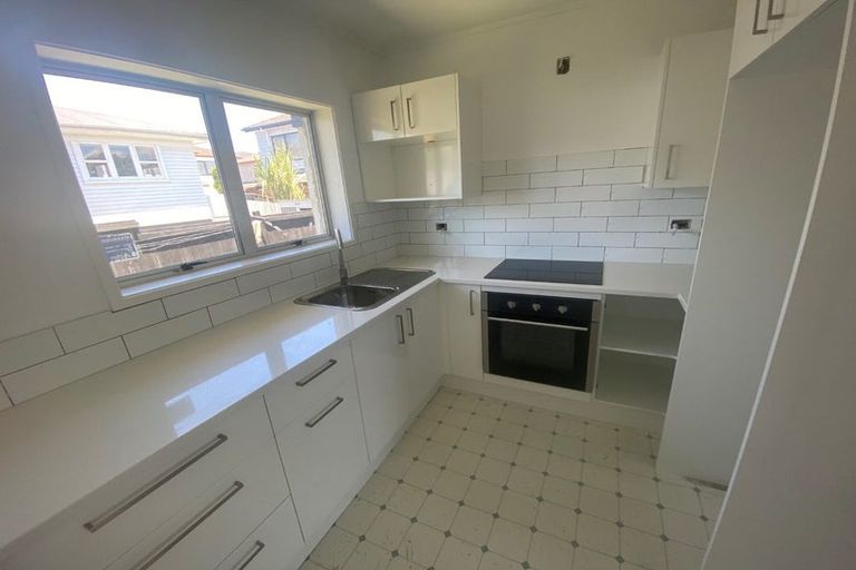 Photo of property in 1/32 Hayward Road, Papatoetoe, Auckland, 2025