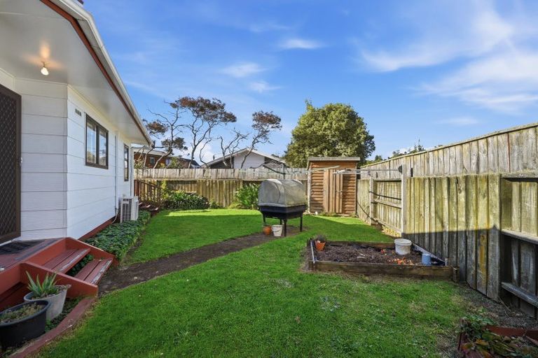 Photo of property in 32b Aquarius Drive, Kawaha Point, Rotorua, 3010
