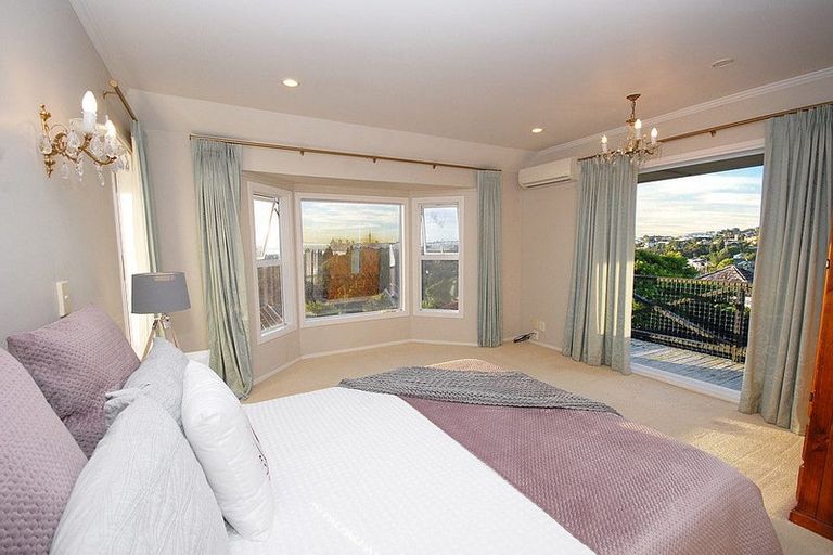 Photo of property in 50 Balmain Road, Chatswood, Auckland, 0626
