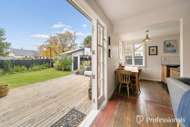 Photo of property in 6 Anson Grove, Naenae, Lower Hutt, 5011