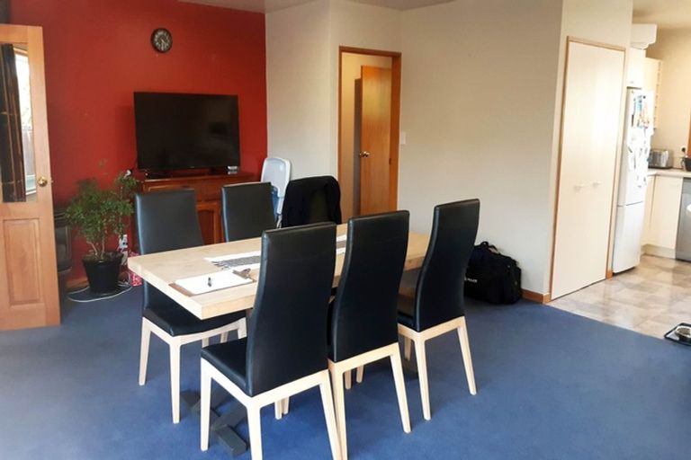 Photo of property in 15 Millcroft Place, Parklands, Christchurch, 8083