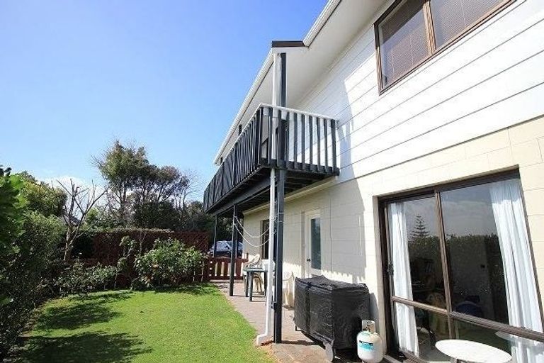 Photo of property in 16 Bellevue Road, Brookfield, Tauranga, 3110