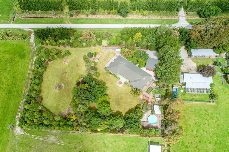 Photo of property in 25 Stephens Road, Leeston, 7682