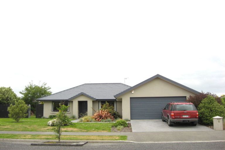 Photo of property in 6 Mahuri Street, Parklands, Christchurch, 8083