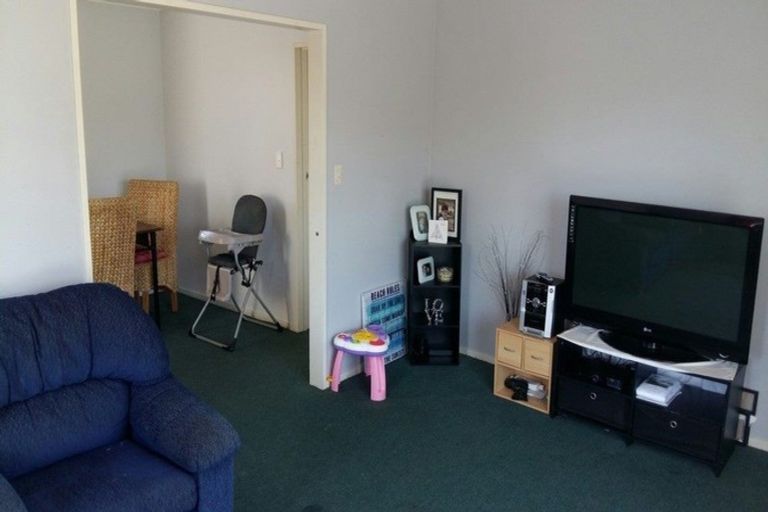 Photo of property in 3 Kirkcaldy Crescent, Flaxmere, Hastings, 4120