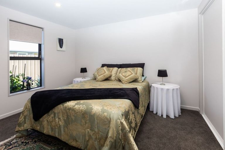 Photo of property in 8 Davaar Crescent, Broomfield, Christchurch, 8042