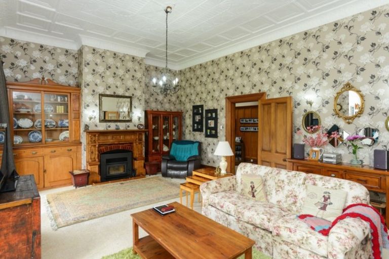 Photo of property in 5 Rose Street, Waipawa, 4210