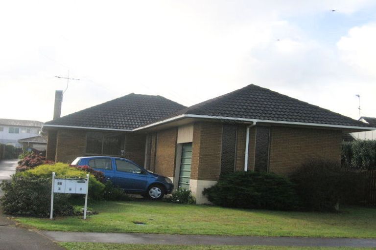 Photo of property in 2/66 Marne Road, Papakura, 2110