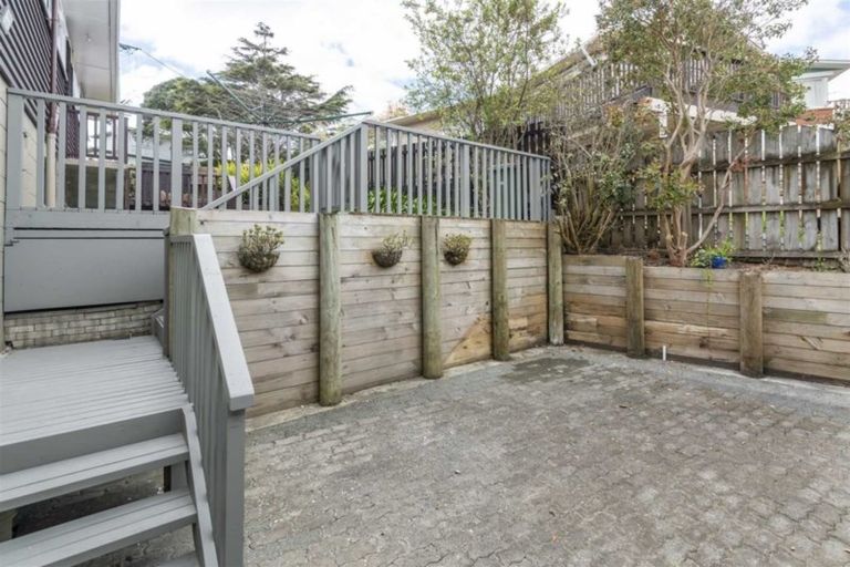 Photo of property in 158 Golf Road, Titirangi, Auckland, 0604