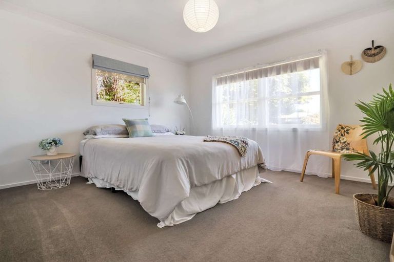 Photo of property in 3 Moloney Terrace, Pukekohe, 2120