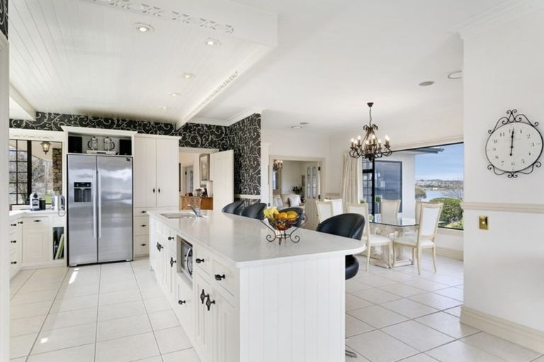 Photo of property in 1 Pataka Road, Taupo, 3330