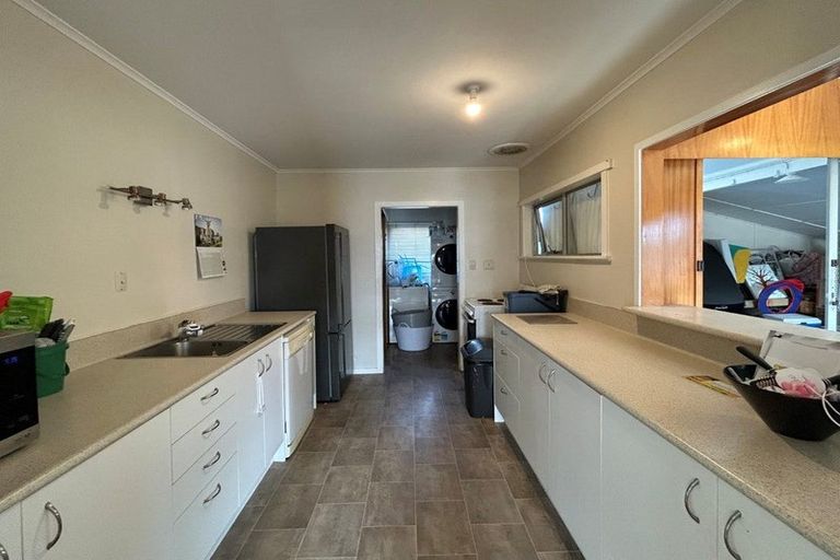 Photo of property in 166 Vigor Brown Street, Napier South, Napier, 4110