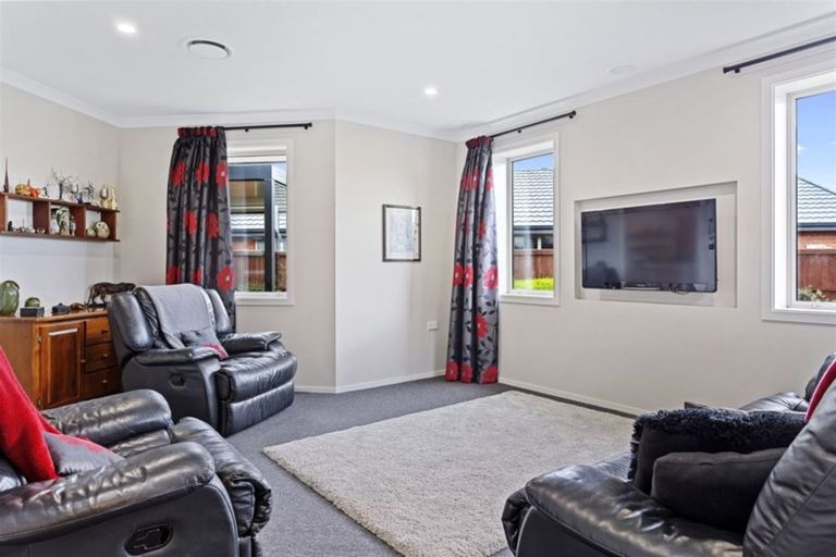 Photo of property in 44 Sovereign Boulevard, Kaiapoi, 7630