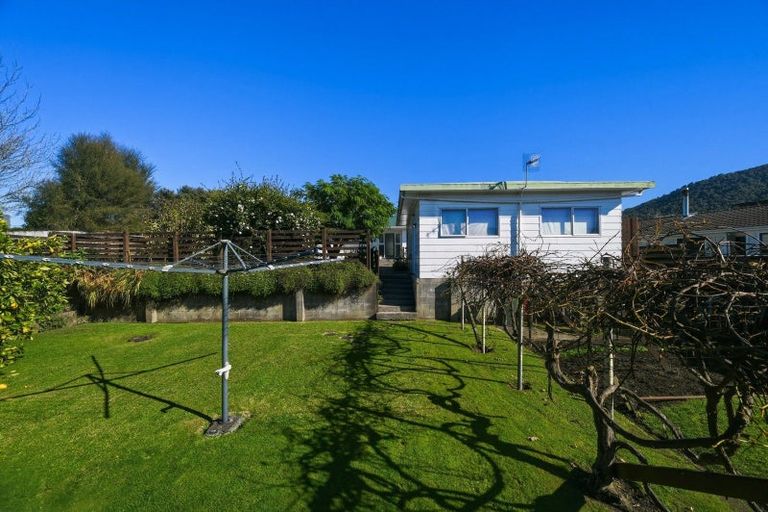 Photo of property in 18 Alison Street, Mangakakahi, Rotorua, 3015