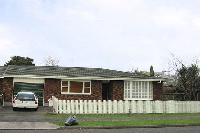 Photo of property in 44 Elmira Avenue, Hokowhitu, Palmerston North, 4410