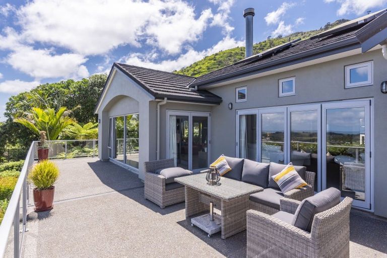 Photo of property in 27a Kotare Street, Waikanae, 5036