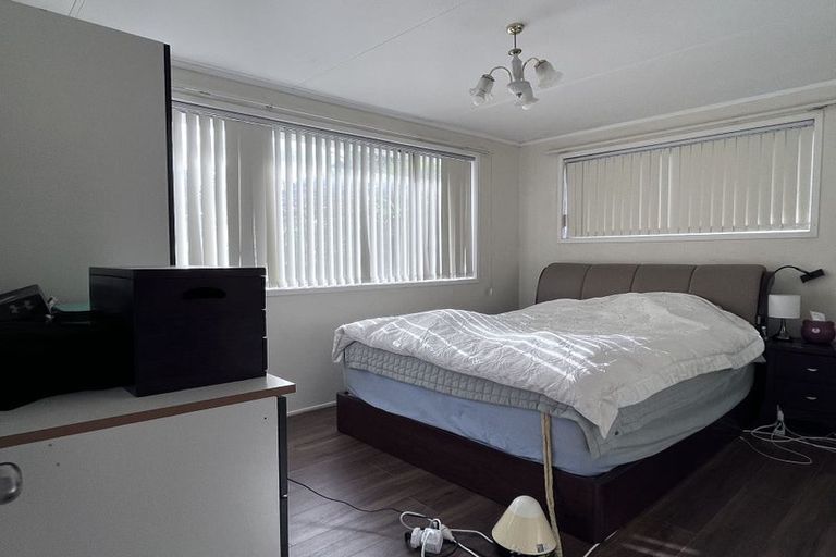 Photo of property in 9 William Souter Street, Forrest Hill, Auckland, 0620