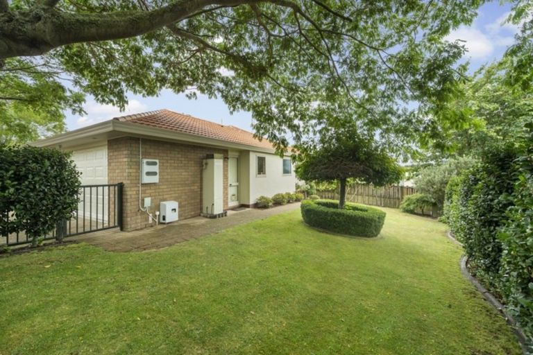 Photo of property in 1 Glenburn Place, Nawton, Hamilton, 3200