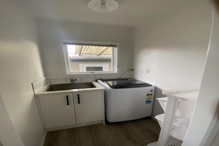 Photo of property in 10a Hatton Road, Orewa, 0931