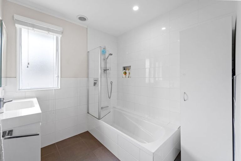 Photo of property in 10a Walbrook Road, Manly, Whangaparaoa, 0930