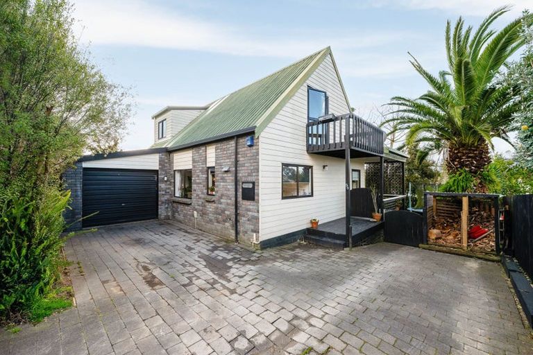 Photo of property in 5b Ross View Terrace, Dinsdale, Hamilton, 3204