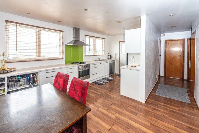 Photo of property in 34 Ruapehu Street, Castlecliff, Whanganui, 4501