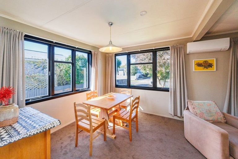 Photo of property in 3 Ilford Place, Awapuni, Palmerston North, 4412