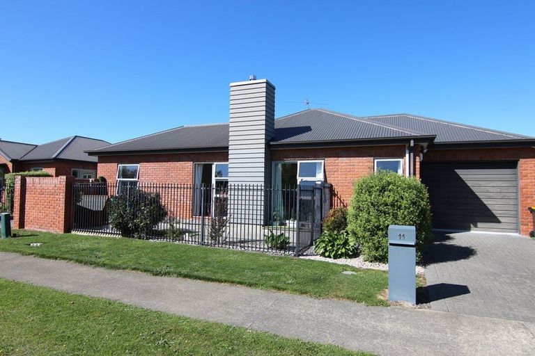 Photo of property in 11 Redfern Street, Northwood, Christchurch, 8051