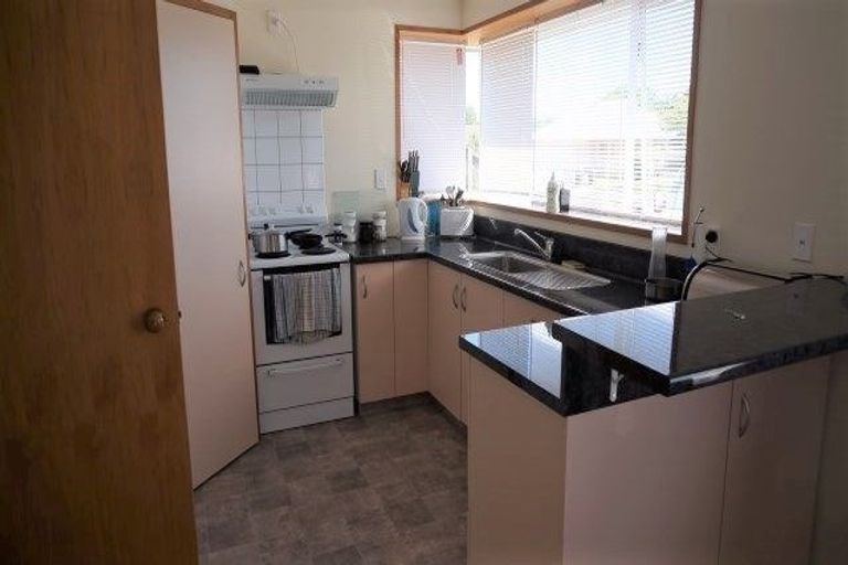 Photo of property in 5 Mull Place, Broomfield, Christchurch, 8042