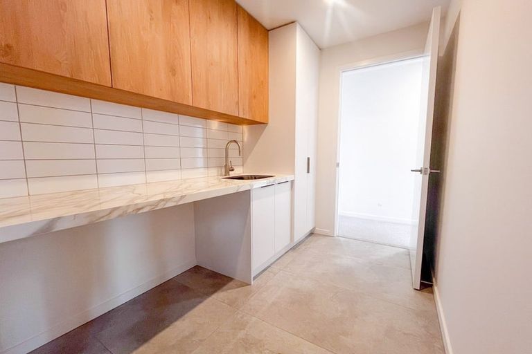 Photo of property in 12 Mason Street, Wanaka, 9305