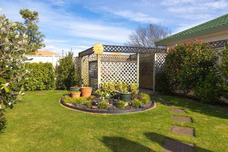 Photo of property in 8 Dules Walk, Taradale, Napier, 4112