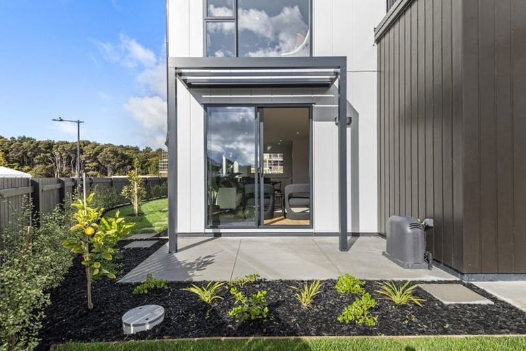 Photo of property in 3/241 Hill Road, The Gardens, Auckland, 2105