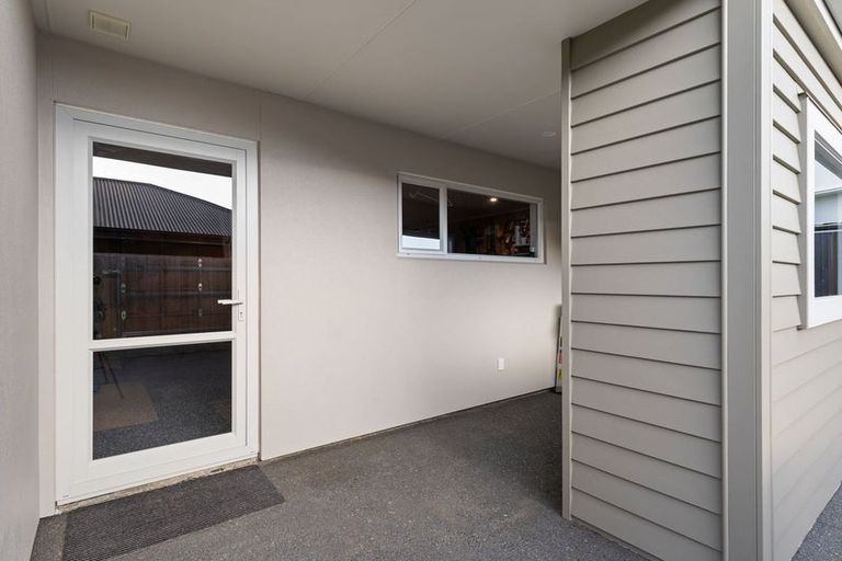 Photo of property in 3 Silicon Way, Fitzherbert, Palmerston North, 4410