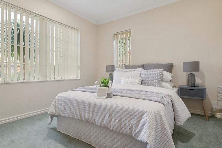 Photo of property in 111 Gravatt Road, Papamoa Beach, Papamoa, 3118
