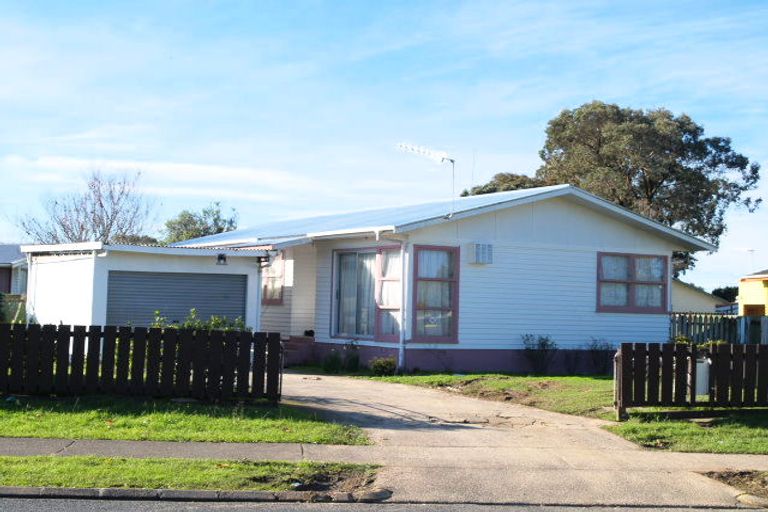 Photo of property in 58 Raglan Street, Mangere East, Auckland, 2024