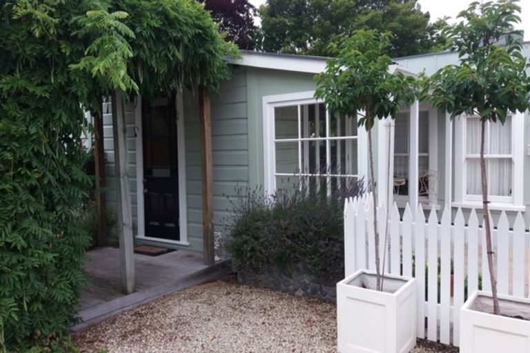 Photo of property in 26 Kempton Street, Greytown, 5712