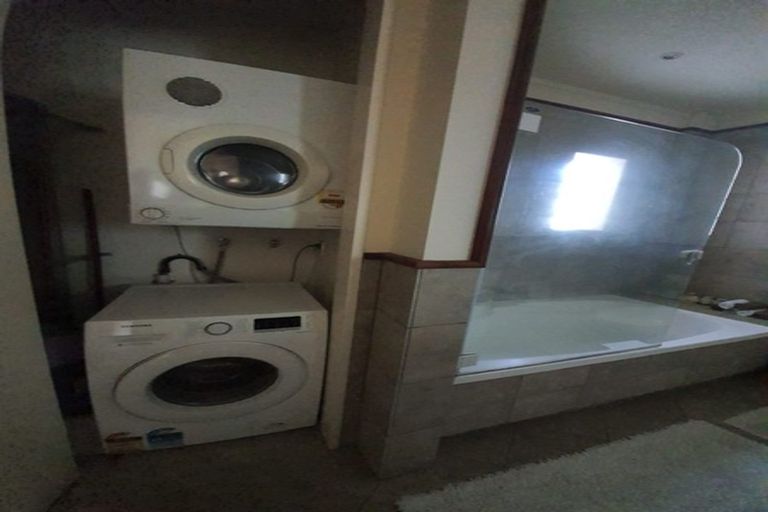 Photo of property in 37u5 Majoribanks Street, Mount Victoria, Wellington, 6011