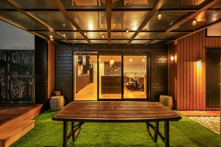 Photo of property in 6 Mara Waina Place, Swanson, Auckland, 0614
