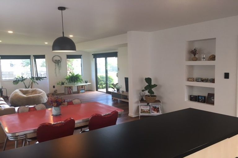 Photo of property in 51 Poaka Avenue, Dinsdale, Hamilton, 3204