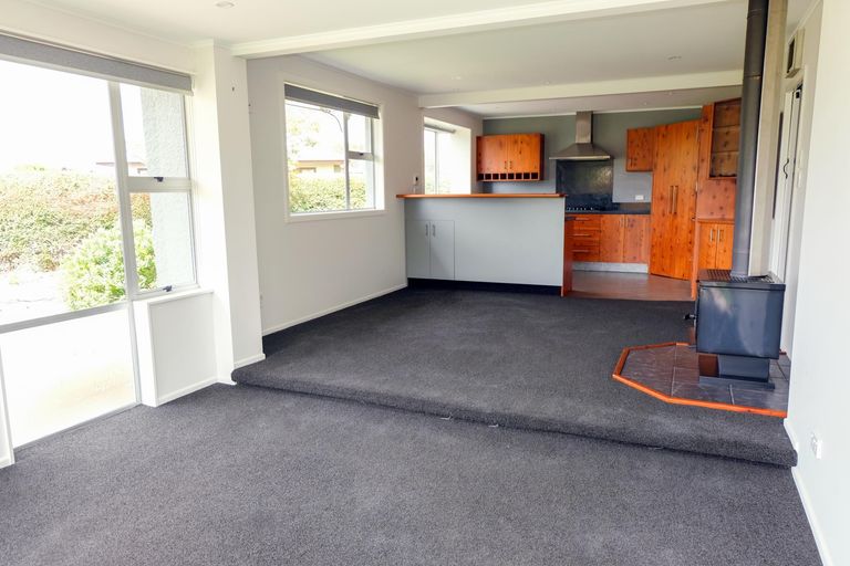 Photo of property in 17 Airedale Road, Weston, Oamaru, 9401