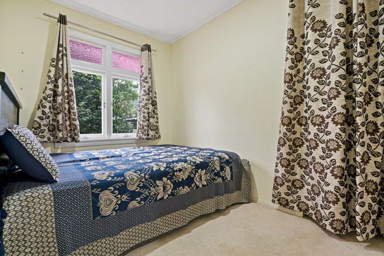 Photo of property in 4b Manuroa Road, Takanini, 2112