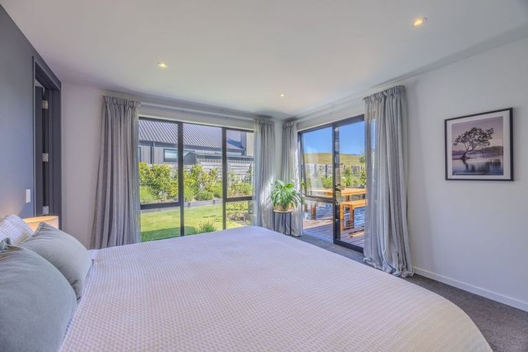 Photo of property in 87a Infinity Drive, Wanaka, 9305
