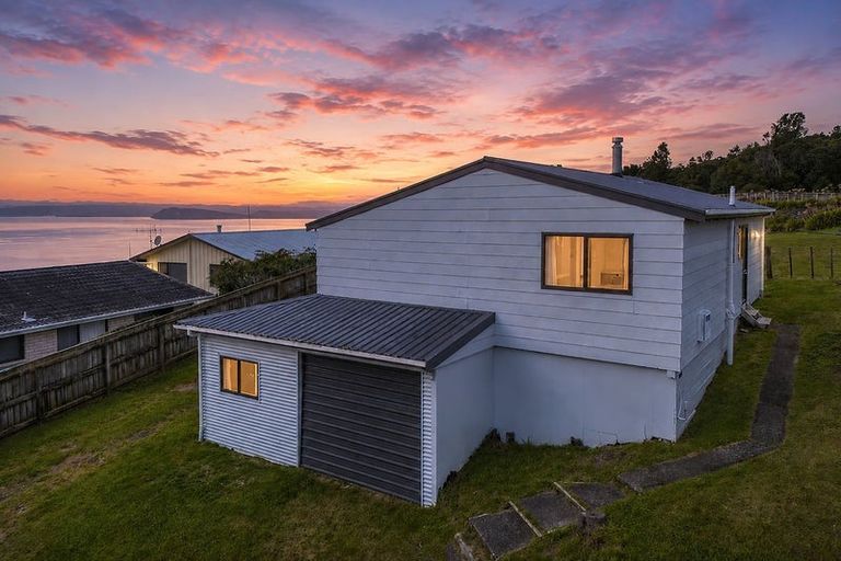 Photo of property in 4 Te Pohue Street, Omori, Turangi, 3381